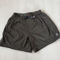 Marmot 登山　アウトドア ショートパンツ カーキのサムネイル