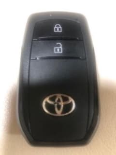 トヨタ スマートキー アクアのサムネイル