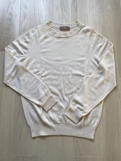 美品！クルチアーニ　ニットセーターのサムネイル