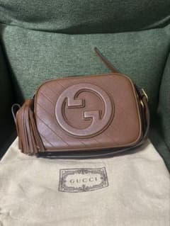 お値下げ❣️GUCCI グッチ ショルダーバッグ ブラウンのサムネイル