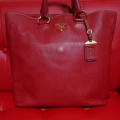 ✨panda様専用✨PRADA  2way レッドレザー トートバッグのサムネイル