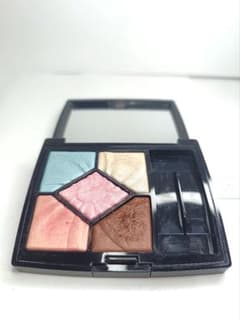 しあ様専用　Dior サンク クルール アイシャドウ パレットのサムネイル