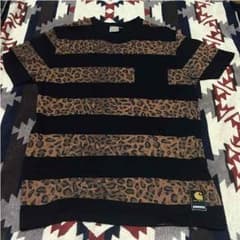 ネイバー、カーハートコラボTシャツのサムネイル