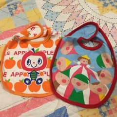 ベビースタイ2点セットのサムネイル
