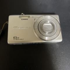CASIO EXILIM EX-Z920 シルバー　デジカメ　 ジャンク品のサムネイル