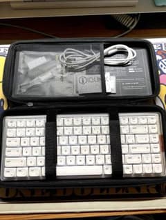 IQUNIX MQ80 ロープロファイルメカニカルキーボードのサムネイル