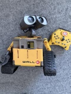 WALL-E リモコン付き汚れ加工されてます 希少 - メルカリ