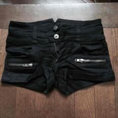 ハイウエスト ショートパンツのサムネイル
