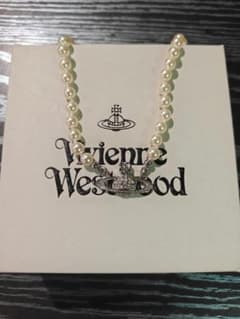 Vivienne Westwood パール オーブ ネックレス - メルカリ