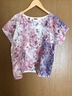 美品 KBF 透かし レース アラベスク柄 刺繍 カットソー トップス 半袖のサムネイル