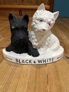 ビンテージ ウイスキー 特級 ブラック ＆ ホワイト 犬 スコティッシュテリア 非売品ヴィンテージ ブラック＆ホワイト スコッチウィスキー 犬の置物