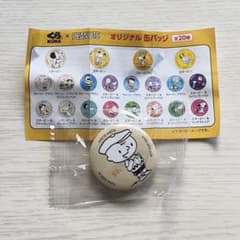 くら寿司 PEANUTS スヌーピー 缶バッジのサムネイル