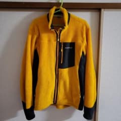 モンベルフリースLサイズのサムネイル
