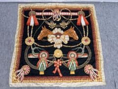 大判スカーフ 馬柄 馬具モチーフ リボンデザイン ブラック×ベージュ 85×85のサムネイル