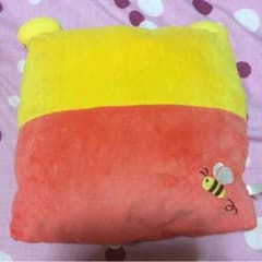 再出品 プーさんクッションのサムネイル