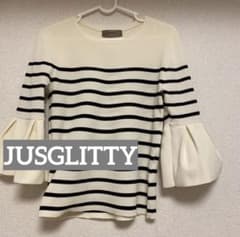 【美品】JUSGLITTYボーダーフレアスリーブトップス サイズMのサムネイル