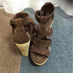 サンダルUGGのサムネイル