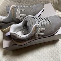 ま*ゃ様 にゅーず　にゅスニーカー　新品24センチGRAY Limited Ed ま*ゃ様 にゅーず にゅスニーカー 新品24センチGRAY Limited Ed - メルカリ