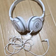 ほぼ未使用ヘッドホンのサムネイル
