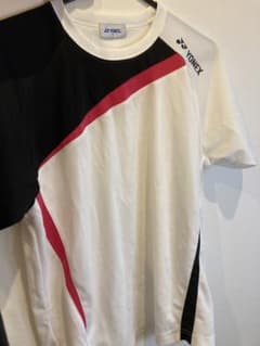 ヨネックスTシャツのサムネイル