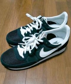 新品 26cm NIKE ナイキ CHALLENGER スニーカー 黒のサムネイル