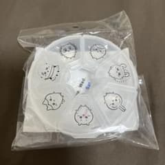 ちいかわ 7仕切り フリーケース ピルケースのサムネイル