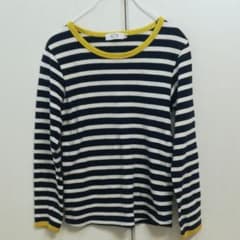 美品★ KOE  130 ボーダー 長袖 Tシャツ カットソーのサムネイル