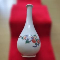 有田焼 哲山 色絵 菊文様 一輪挿し 花瓶 陶芸 - メルカリ