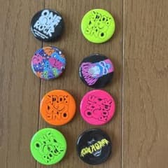 ONE OK ROCK 缶バッジ 8個セットのサムネイル