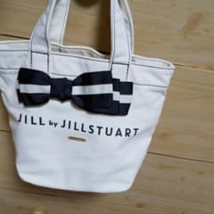JILL by jILLSTUARTトートバッグのサムネイル