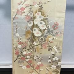 D125 訪問着 花模様 金彩 正絹 着物 袷 しつけ糸付き未使用極美品