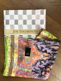 JIM THOMPSON  ジムトンプソン   タイシルク  スカーフ  大判のサムネイル
