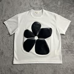 AD2021 22SS フラワーモチーフTシャツ 花 白 黒 AD2021 22SS フラワーモチーフTシャツ 花 白 黒 - メルカリ