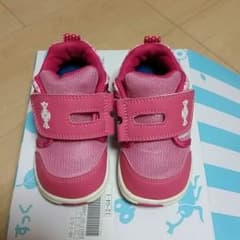 ベネッセ　スニーカーのサムネイル