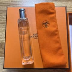 HERMES  エルメス　香水　李氏の庭　袋付きのサムネイル
