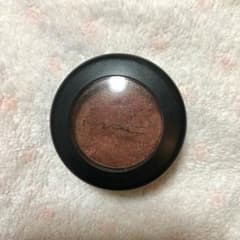 MAC アイシャドウのサムネイル