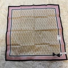 FURLA ハンカチ　スカーフのサムネイル