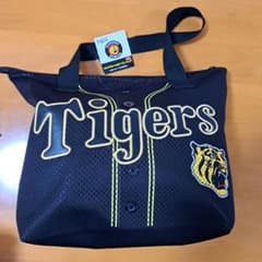 こ*ぺ様 阪神タイガース ユニフォームトートバッグのサムネイル