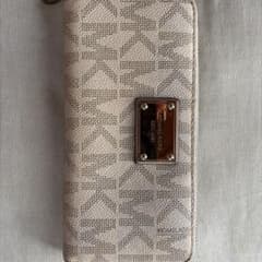 MICHAEL KORS 長財布のサムネイル
