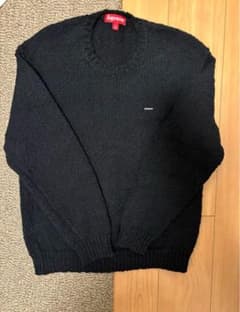 AG様専用Supreme boucle small box sweater Sのサムネイル