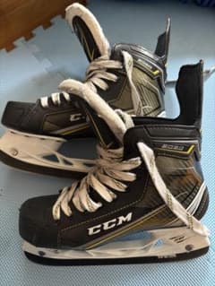 CCM 2020 アイスホッケー靴 サイズ5 39 EE - メルカリ