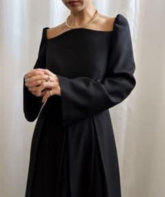 アメリヴィンテージ2WAYOFFSHOULDER TUCKPLEATSDRESSのサムネイル