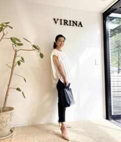 virina ルカパールトップス　ホワイト　Sサイズのサムネイル