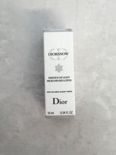 Dior スノー エッセンス オブ ライト ローション 10mlのサムネイル