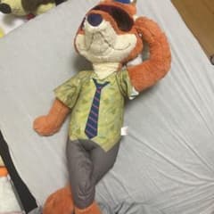 即購入⭕️ ズートピア ニック　BIGぬいぐるみのサムネイル