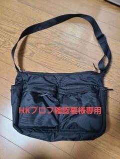 ユニクロ　マルチポケットショルダーバッグ　美品のサムネイル