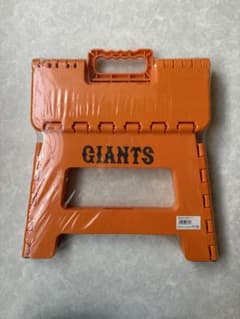 GIANTS 折りたたみ椅子 オレンジのサムネイル