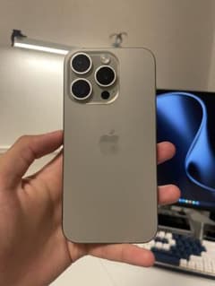 B*︎様 iPhone 15 Proのサムネイル