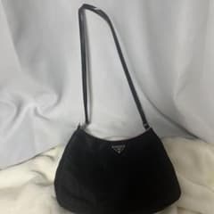 昔のプラダ　小さめショルダーバックのサムネイル