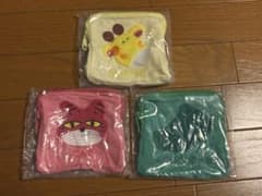 たべっ子どうぶつ　ガチャガチャ　ポーチ